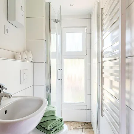 Holiday home Comely In G Ntersberge Near Forest *
