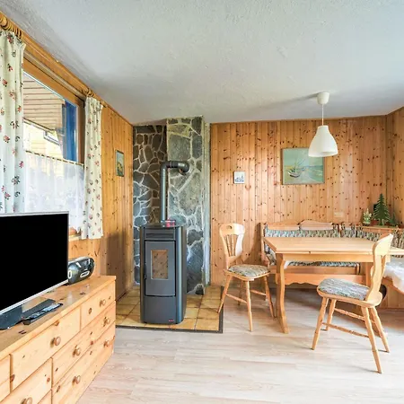 Holiday home Comely In G Ntersberge Near Forest *